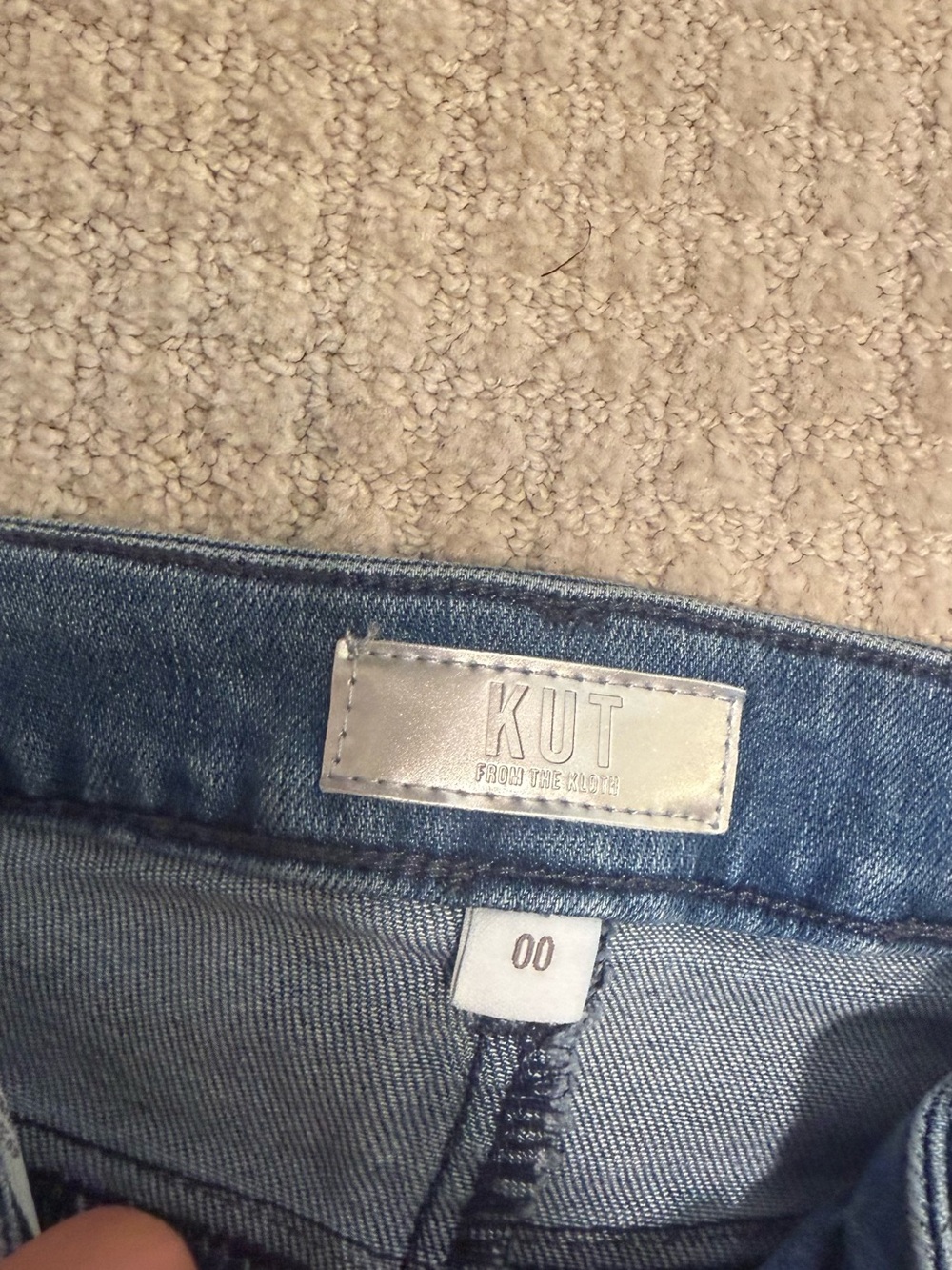 Kut from the Kloth Reese Ankle Straight LegJeans